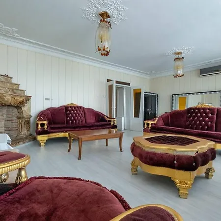 Essiz Manzarali Apartamento Estambul